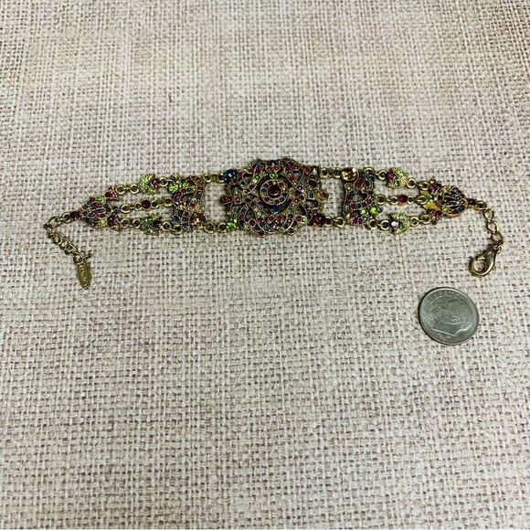 VCLM Jewelry - ‎VCLM Gold Victorian Look Crystal Bracelet sold